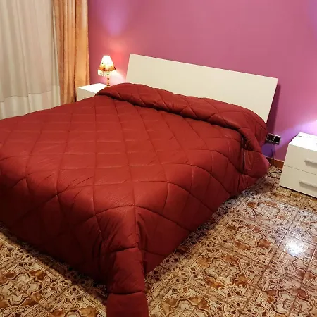 Lorena Loft Feriehus Locri