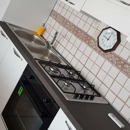 Lorena Loft Locri