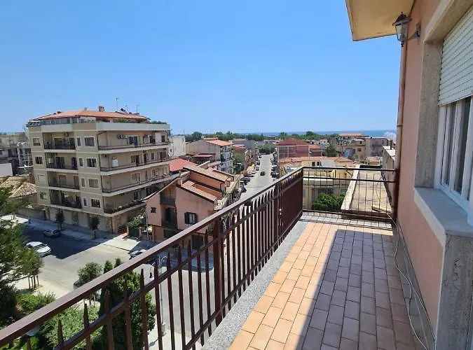 Lorena Loft Hébergement de vacances Locri